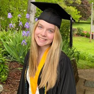 Meet your Posher, Madison